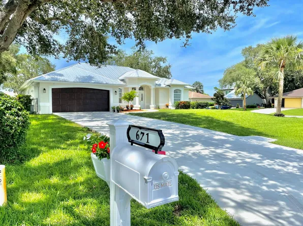 671 SW Aster Road, Port St Lucie, FL 34953