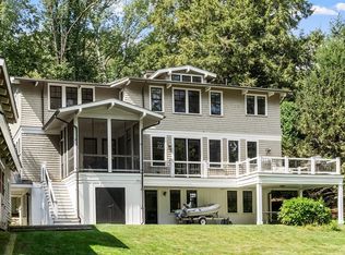 168 Nashawtuc Rd, Concord, MA 01742