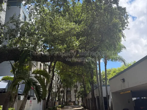 1740 NW North River Dr APT 516, Miami, FL 33125