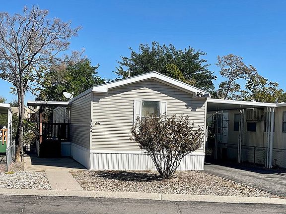 2nd image of 1004 Fawn Ln