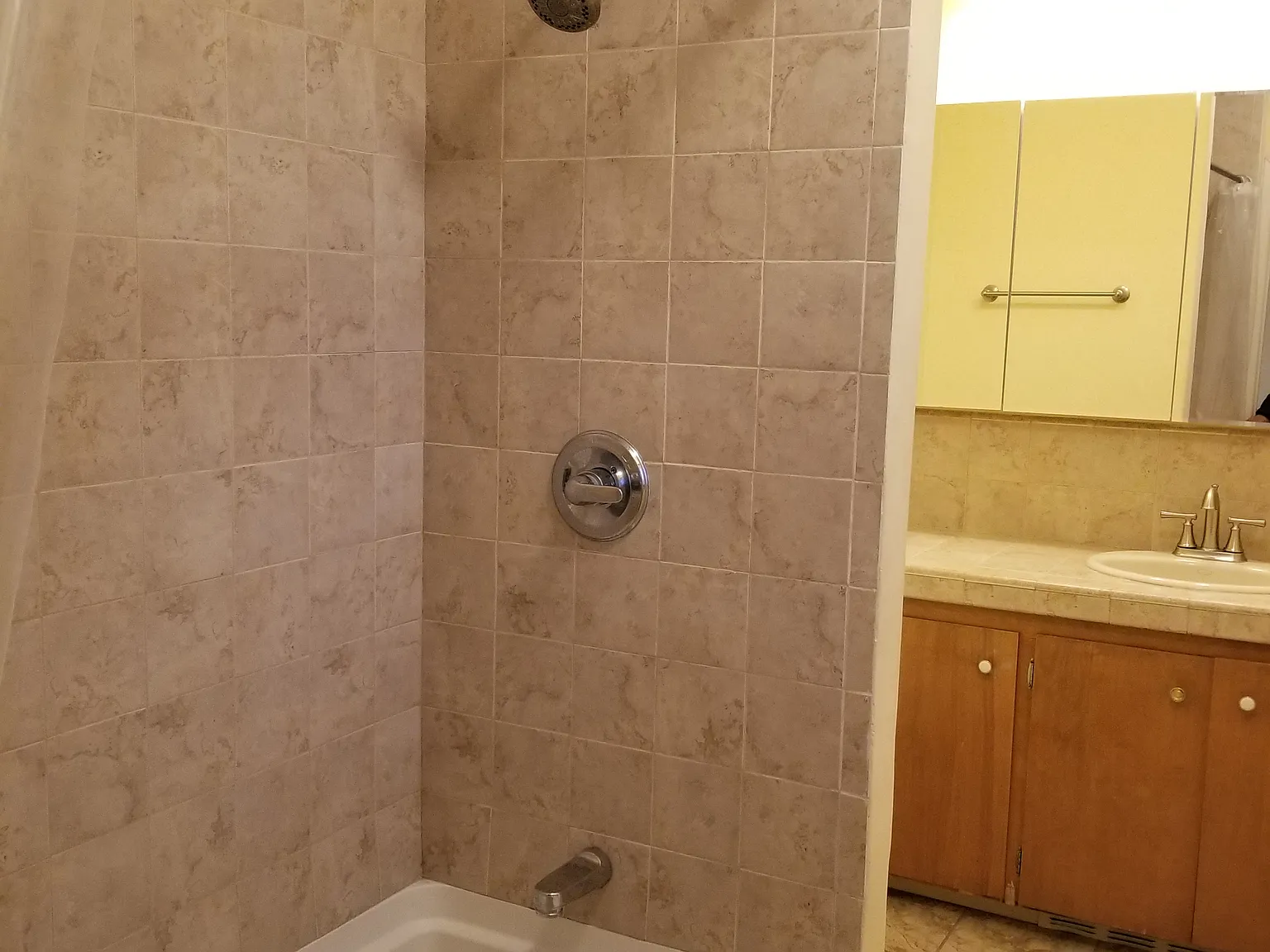1630 Kimball Ave — Photo 3