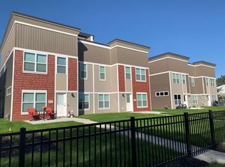 1634 Ellis Blvd NW, Cedar Rapids, IA 52405