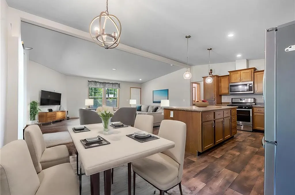 2 bed, 1290 sqft, $2,500 — Photo 2