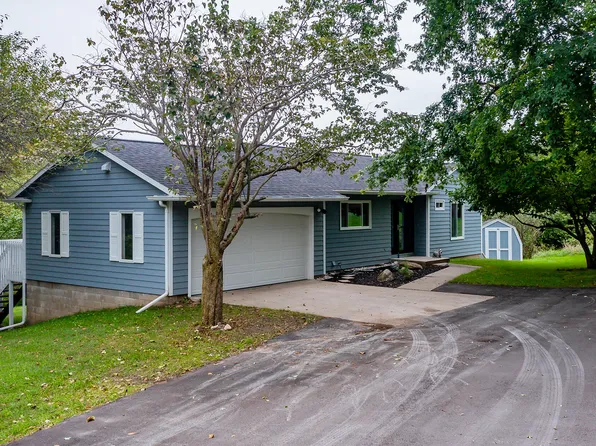 19516 515th Ave, Ames, IA 50014