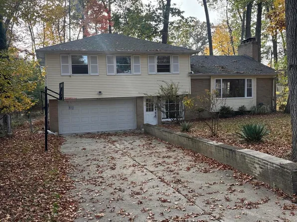 4448 Greenwood Dr, Okemos, MI 48864