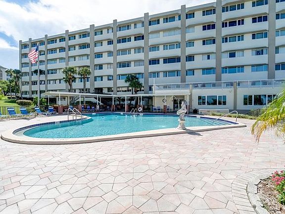 2nd image of 100 Bluff View Dr APT 410A
