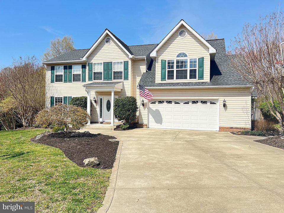 1st image of 1305 Leicester Dr