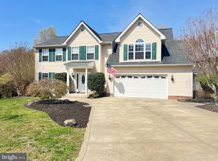 1305 Leicester Dr, La Plata, MD 20646