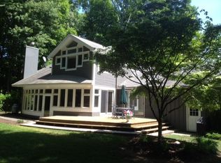 61 E Gate Rd, Guilford, CT 06437