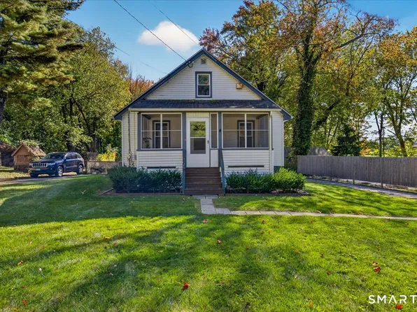 240 Derby Ave, Orange, CT 06477