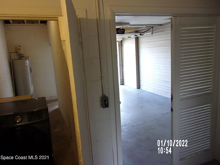 1105 Myrtle Ln — Photo 14