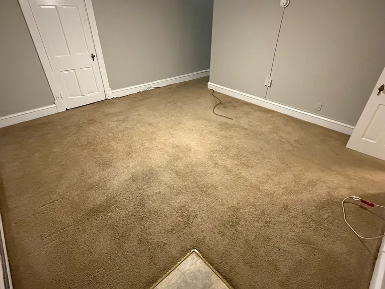 138 N Washington St #15 — Photo 6