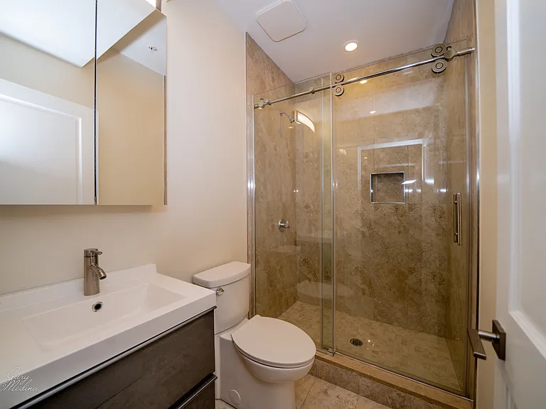 1616 Beacon St #1 — Photo 13