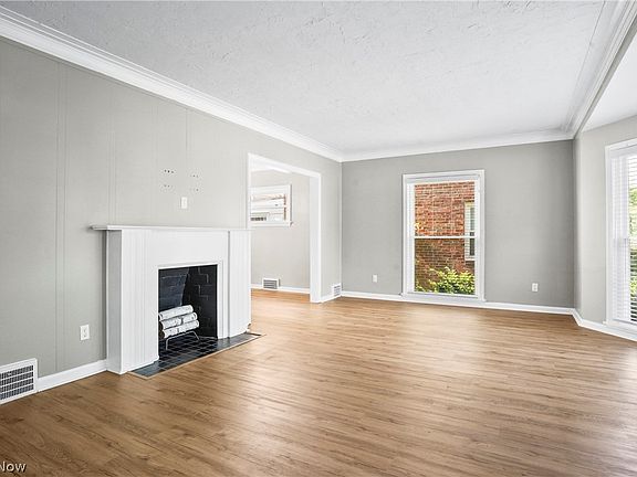 5th image of 290 E 210th St