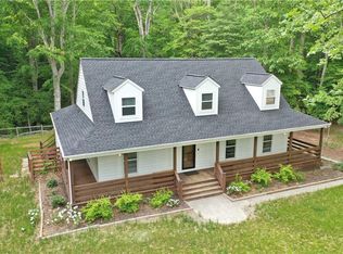 490 Poplar Lawn Rd, Surry, VA 23883