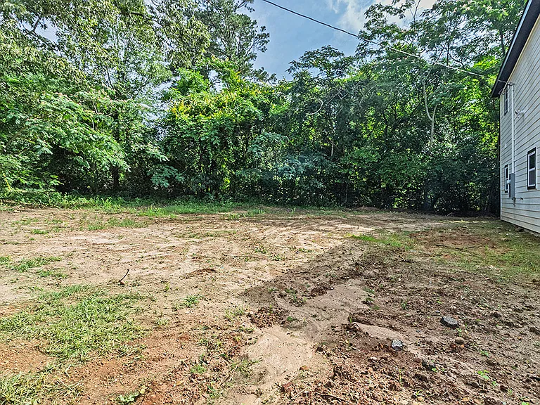 2065 Freeman St — Photo 10