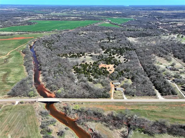 18300 N Triple X Rd, Luther, OK 73054