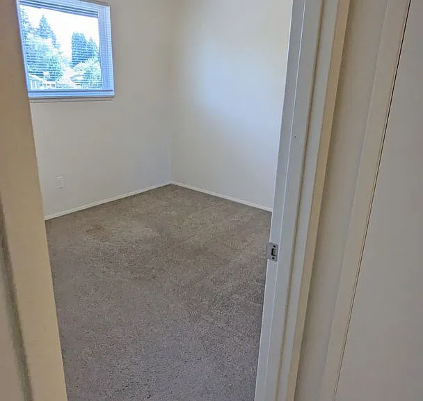 7815 NE 117th Ave — Photo 38