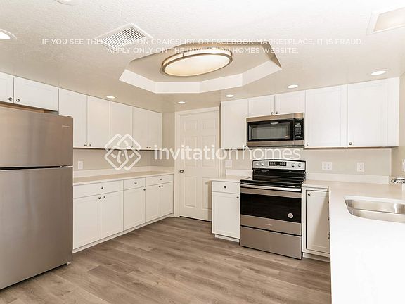 4th image of 17244 N 31st Ave