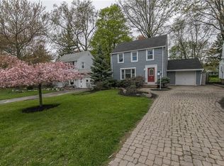 4907 Anderson Rd, Lyndhurst, OH 44124