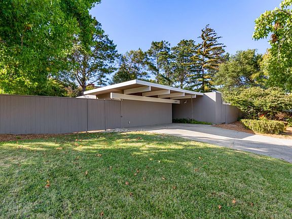 3rd image of 2059 Ticonderoga Dr