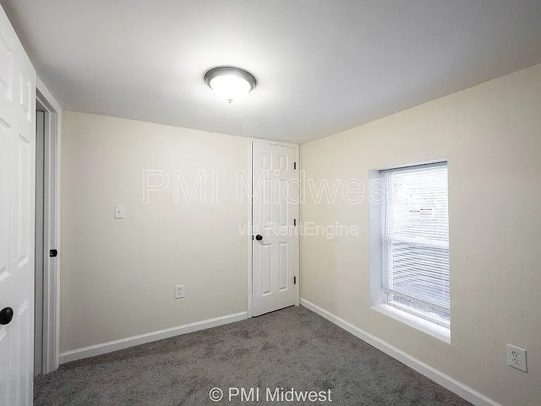 514 N Chester Ave — Photo 18