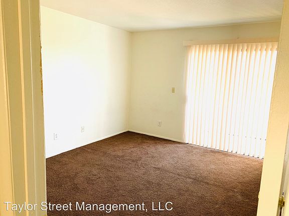 4th image of 15427 N Jerry St APT F1