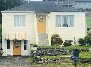 38 Nehalem Ave, Astoria, OR 97103