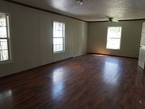 5th image of 3142 Buffalo Creek Rd