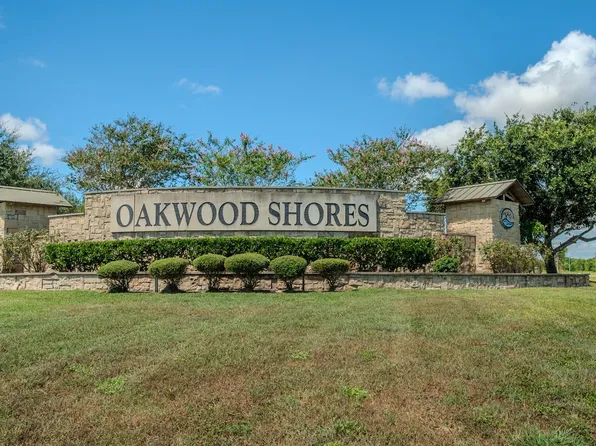 33003 Blue Crab Ct, Richwood, TX 77515