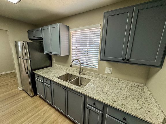 3rd image of 1649 S San Jose Dr Unit 2