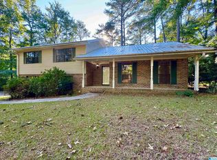 2512 Edwards Dr SE, Bessemer, AL 35022