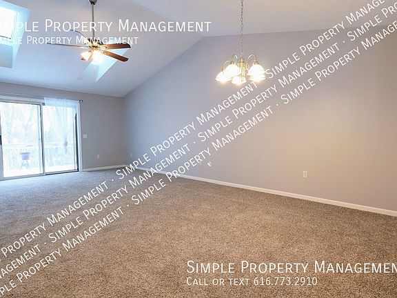5th image of 2272 Leonard St NE