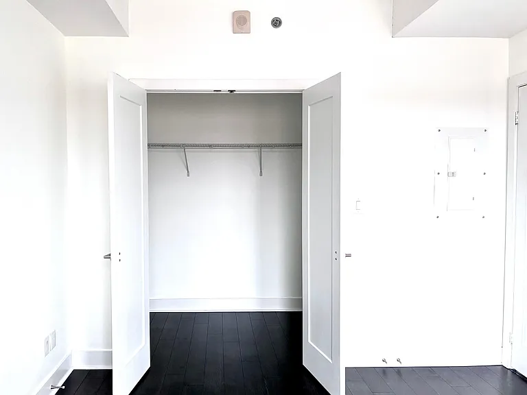 28 Prince Regent St #Penthouse 19 — Photo 8