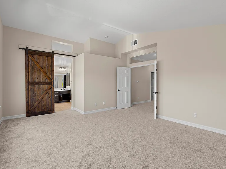 12304 Dormouse Rd — Photo 31