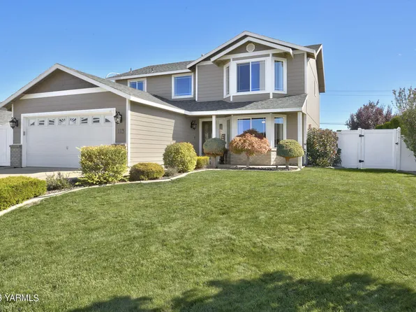 113 Nugget St, Moxee, WA 98936