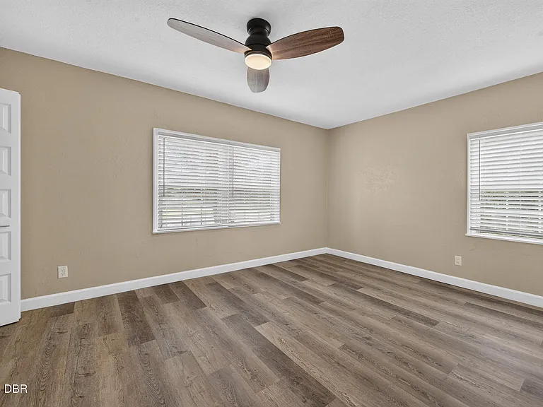398 Golf Blvd — Photo 14