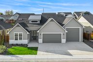 DJI_20251110103202_0598_D