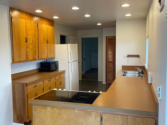 5th image of 6206 1st Ave NE #6206