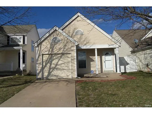 1107 Garden Village Dr photo 1