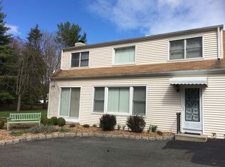 145 Lake Rd, Morristown, NJ 07960