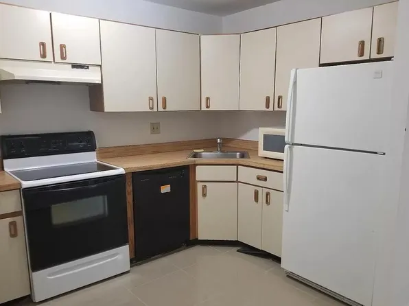 902 Huntingdon Mews #902, Clementon, NJ 08021