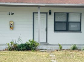 1610 12th Avenue South - 3