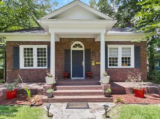 4005 Council Cir, Jackson, MS 39206