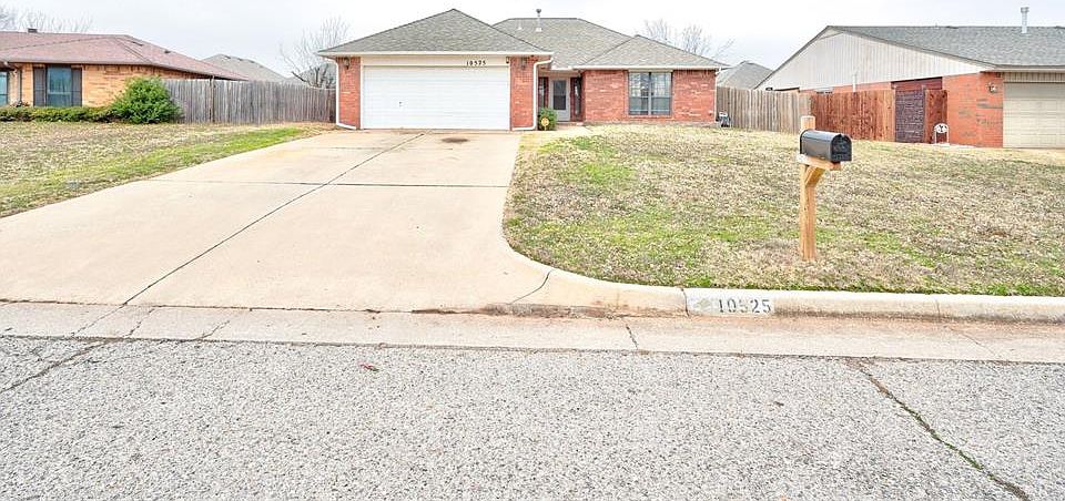 1st image of 10525 NW 40th St