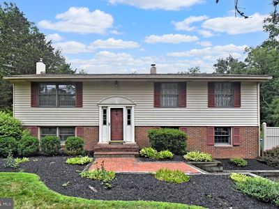 2390 Lenhart Rd, Colmar, PA, 18915
