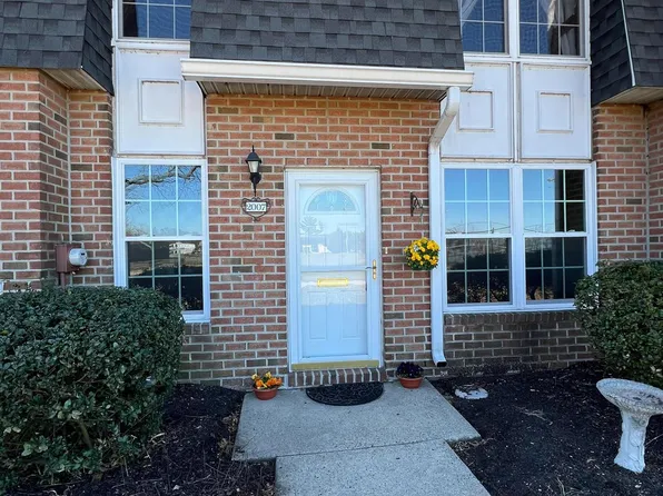 2007 Harbour Dr, Palmyra, NJ 08065