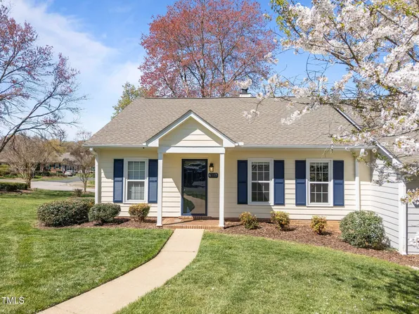 6817 Fairpoint Ct, Raleigh, NC 27613