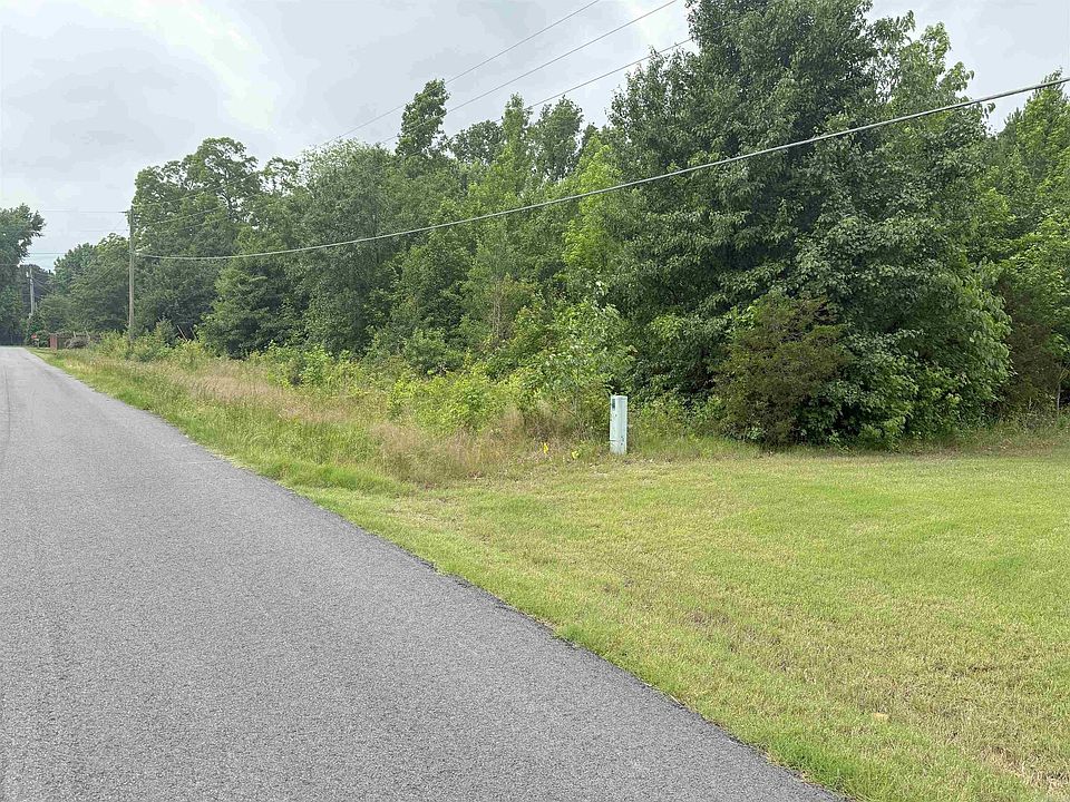 1st image of 3 Woodiel Dr