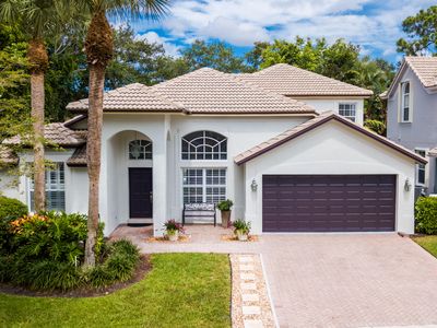 230 Lone Pine Drive, Palm Beach Gardens, FL, 33410